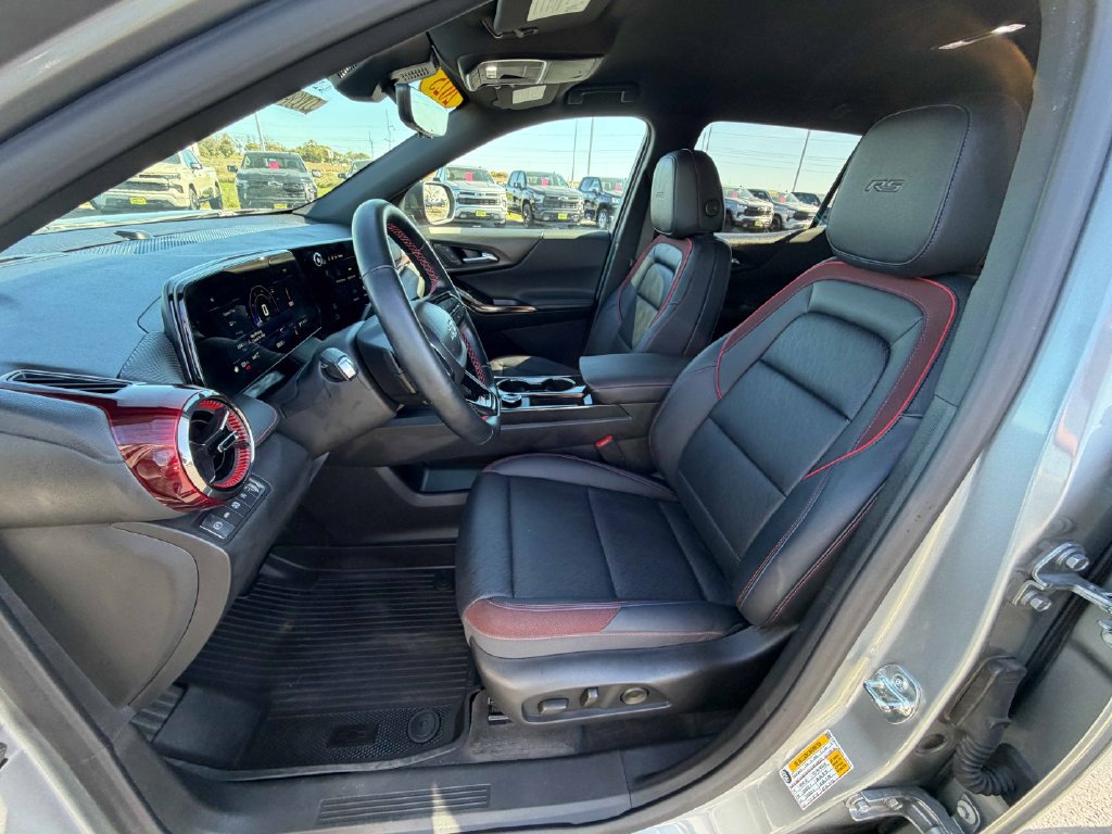 Used 2025 Chevrolet Equinox RS w/ Safety and Technology Package AWD/4WD image 18