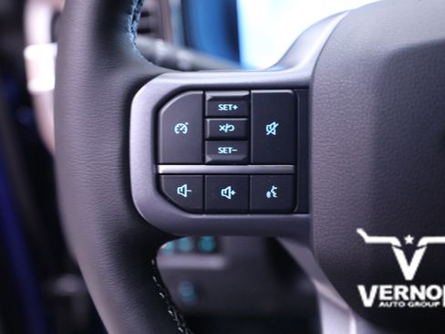 New 2026 Ford F250 Lariat w/ Black Appearance Package image 22