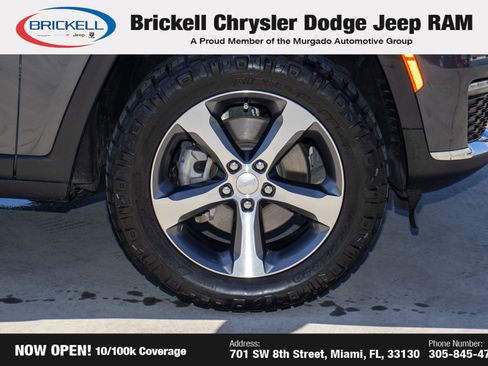 Used 2024 Jeep Grand Cherokee L Limited image 42