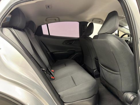 Used 2023 Toyota Prius LE AWD/4WD image 30