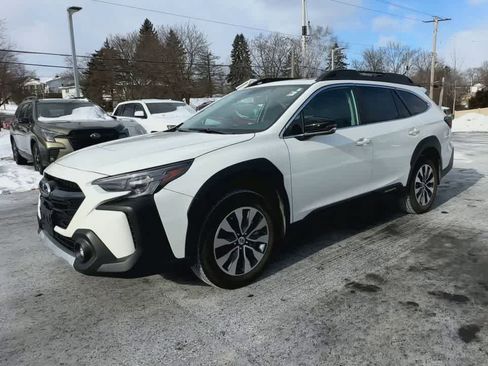 Used 2024 Subaru Outback Limited image 4