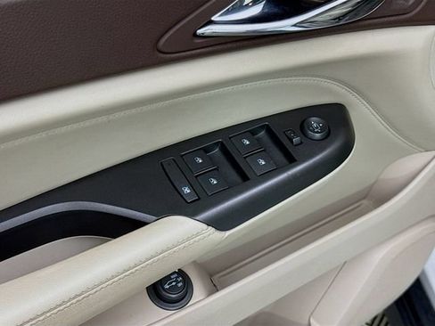 Used 2012 Cadillac SRX Premium AWD/4WD image 17