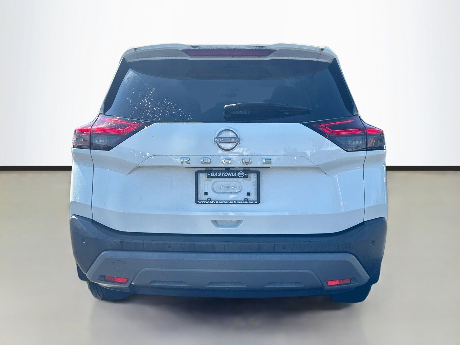 Used 2023 Nissan Rogue S FWD image 6