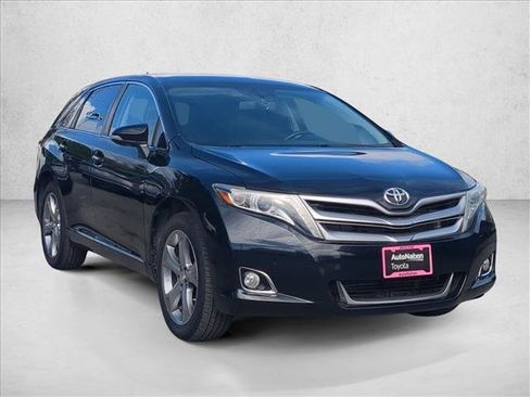Used 2013 Toyota Venza Limited w/ Tow Prep Pkg image 3