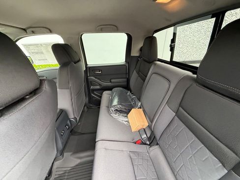 New 2026 Nissan Frontier SV w/ SV Convenience Package AWD/4WD image 16
