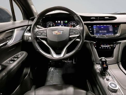 Used 2020 Cadillac XT6 Sport image 7