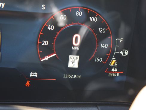 Used 2024 Ford Mustang GT Premium image 11