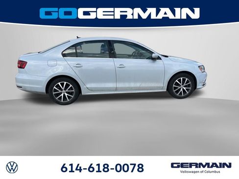 Used 2018 Volkswagen Jetta SE image 10