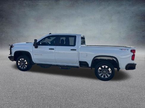 Used 2024 Chevrolet Silverado 2500 Custom w/ Custom Value Package AWD/4WD image 3