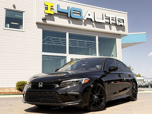 Used 2022 Honda Civic Sport image 1