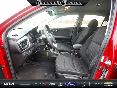 Used 2018 Kia Rio S image 12