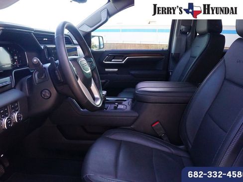 Used 2025 GMC Sierra 1500 Denali w/ Denali Reserve Package image 19