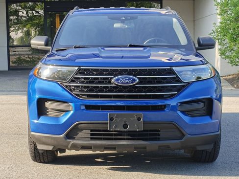 Used 2020 Ford Explorer XLT AWD/4WD image 8