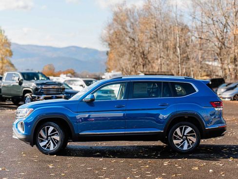 New 2026 Volkswagen Atlas SEL image 4