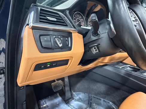 Used 2018 BMW 440i xDrive Convertible image 16