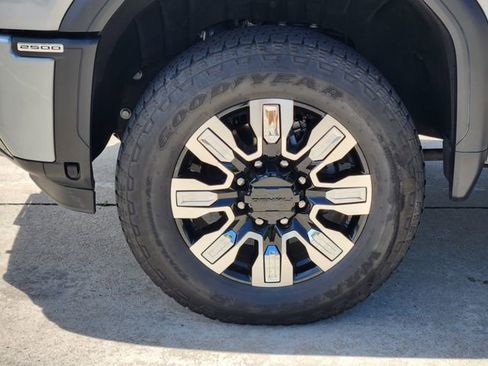 Used 2025 GMC Sierra 2500 Denali w/ Denali Reserve Package AWD/4WD image 10