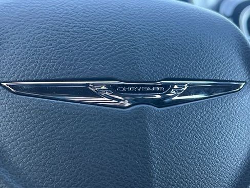 New 2026 Chrysler Pacifica Select AWD/4WD image 48