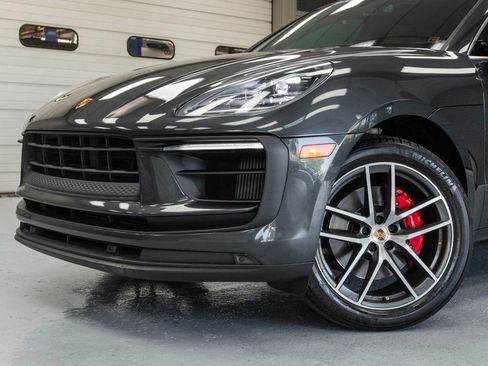 Used 2022 Porsche Macan S image 21