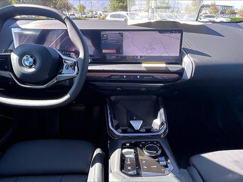 New 2026 BMW X3 xDrive30 w/ Premium Package image 5