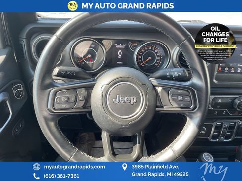 Used 2022 Jeep Wrangler Unlimited Sport AWD/4WD image 17