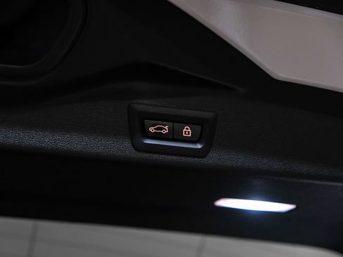 Used 2023 BMW X5 sDrive40i w/ Executive Package image 58