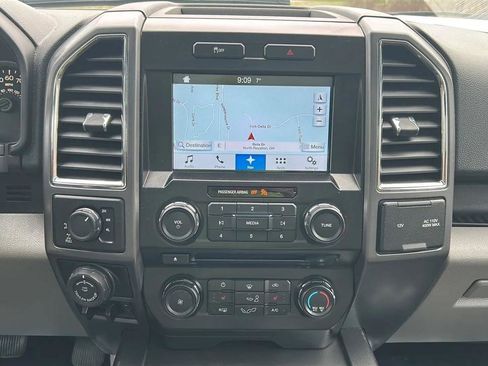 Used 2016 Ford F150 XLT w/ Equipment Group 302A Luxury image 22