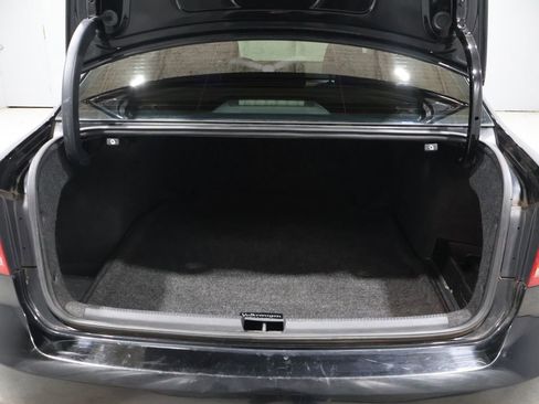 Used 2012 Volkswagen Passat TDI SE image 20