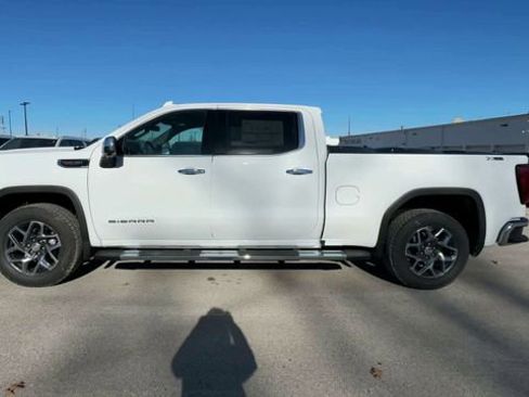New 2026 GMC Sierra 1500 SLT w/ SLT Premium Plus Package AWD/4WD image 5