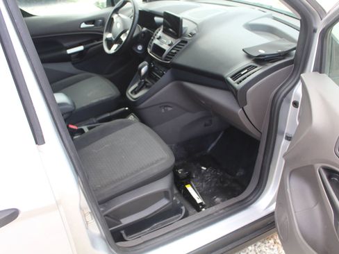 Used 2021 Ford Transit Connect XLT image 33