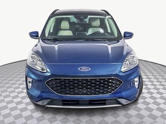 Used 2020 Ford Escape Titanium video 2