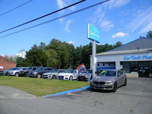 Used 2018 BMW 330i Gran Turismo xDrive AWD/4WD image 10