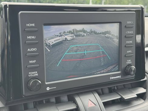 Used 2020 Toyota RAV4 LE w/ All Weather Liner Package AWD/4WD image 22