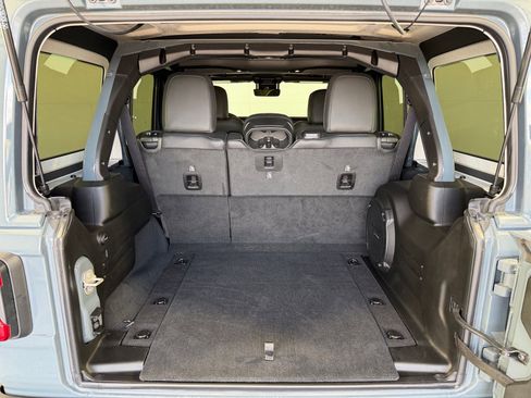 Used 2024 Jeep Wrangler Unlimited Rubicon image 28