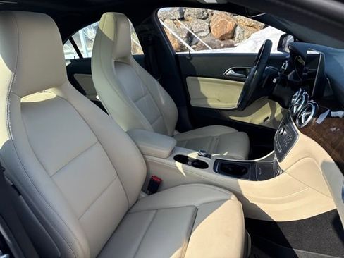 Used 2018 Mercedes-Benz CLA 250 4MATIC image 10
