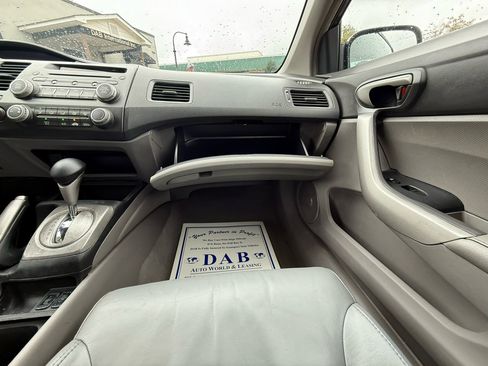 Used 2011 Honda Civic EX-L image 24