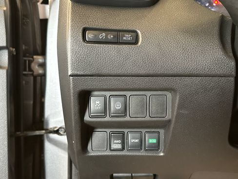Used 2021 Nissan Rogue Sport S AWD/4WD image 18