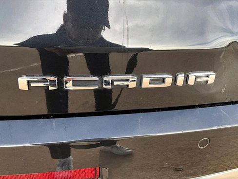 Used 2020 GMC Acadia Denali w/ Technology Package image 33