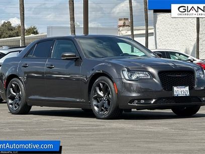 Used 2022 Chrysler 300 S w/ Comfort Group