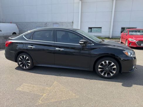 Used 2018 Nissan Sentra SR image 18