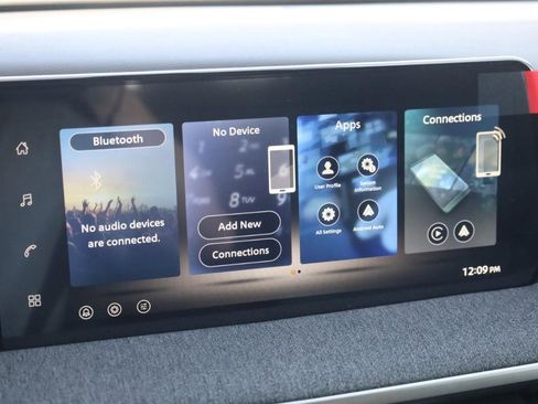 New 2026 Nissan Kicks SV w/ SV Premium Package image 13