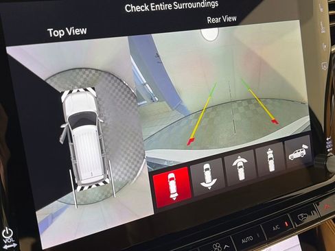 Used 2023 Jeep Grand Wagoneer L Series III w/ Rear Seat Video Group 1 image 20