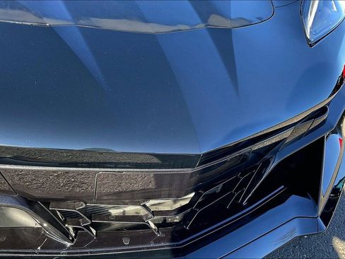 Used 2025 Chevrolet Corvette Z06 w/ Battery Protection Package image 30