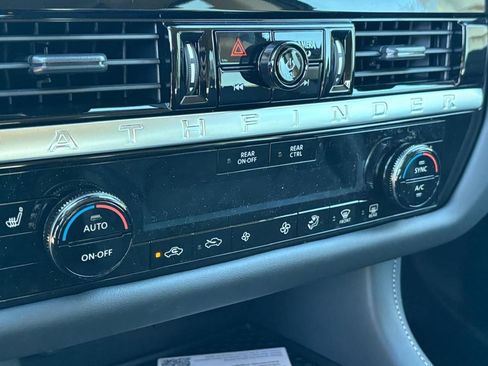 New 2026 Nissan Pathfinder SV image 15