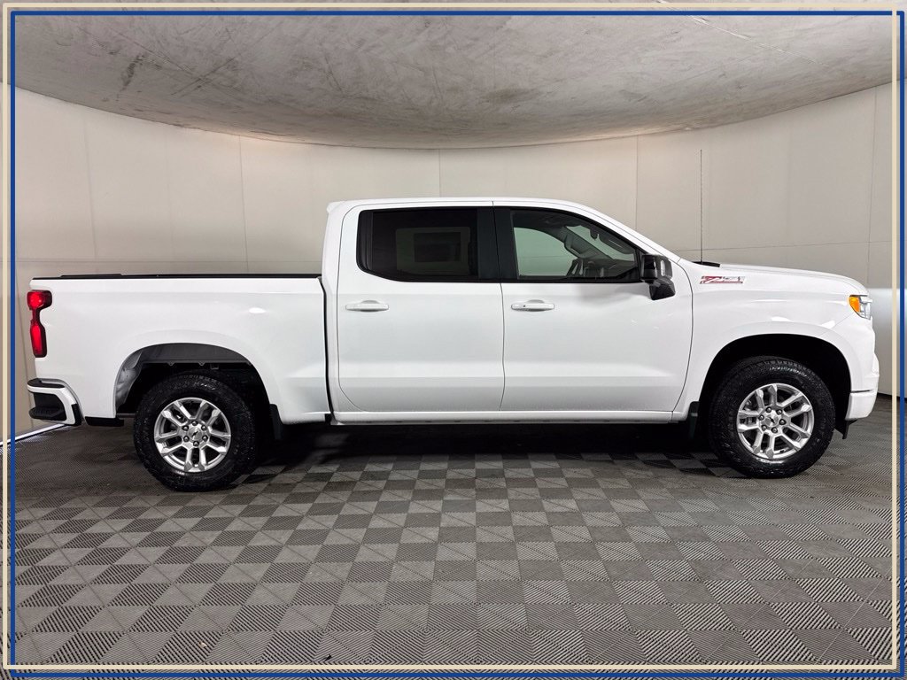 New 2026 Chevrolet Silverado 1500 RST w/ Safety Package AWD/4WD image 5