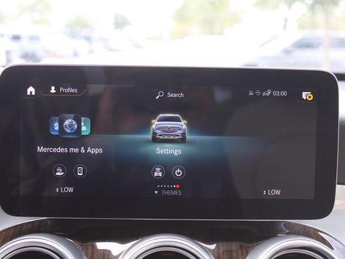 Certified 2022 Mercedes-Benz GLC 300 w/ Premium Package Lite image 20