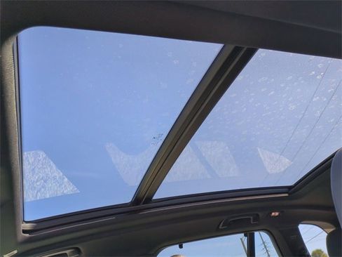 Used 2021 BMW X5 xDrive40i w/ M Sport Package image 23