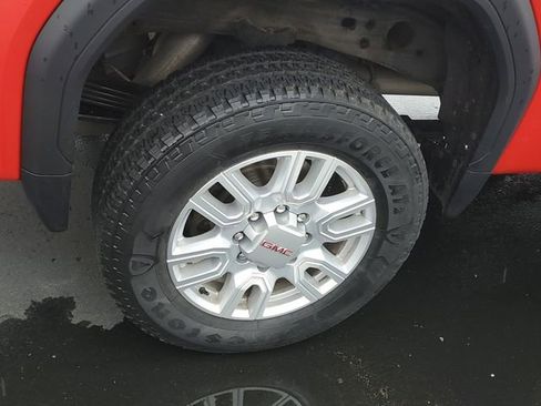 Used 2022 GMC Sierra 2500 SLE RWD image 5