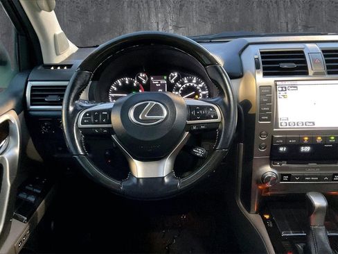 Used 2020 Lexus GX 460 Premium image 8