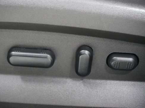 Used 2013 Ford Edge Limited w/ Driver Entry Pkg image 14