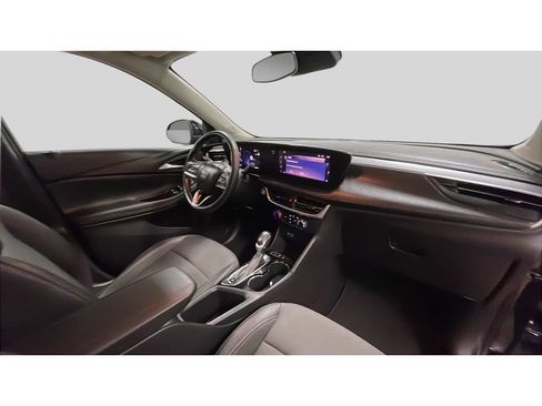 Used 2024 Buick Encore GX Preferred AWD/4WD image 18
